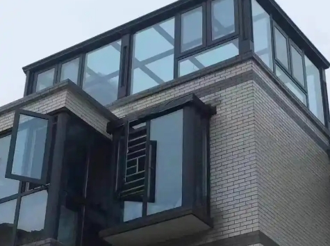 昆山阳光房封阳台电话/>
<blockquote class=